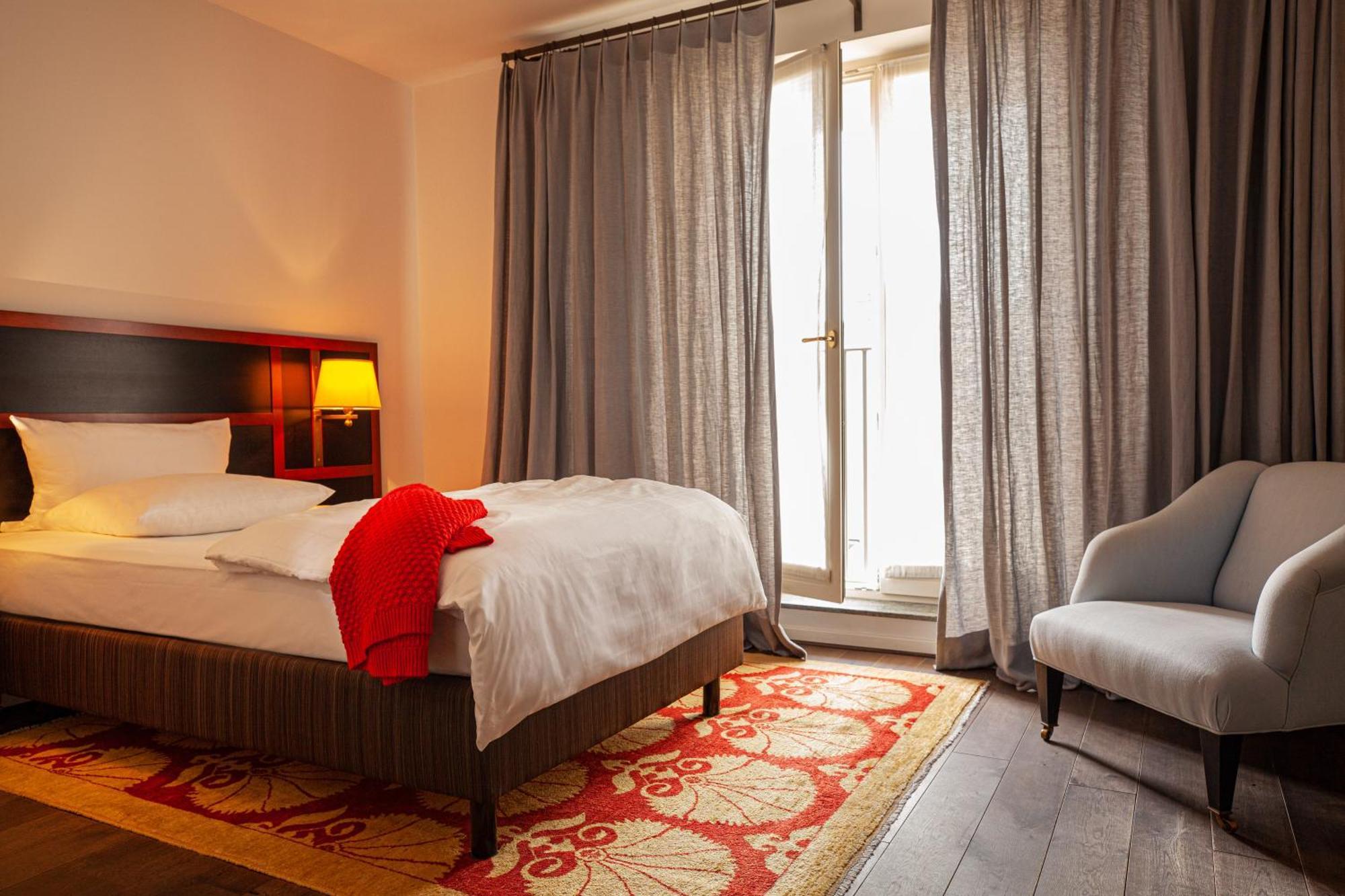 فندق ومطعم إربرينتس ايتلنغن المظهر الخارجي الصورة A room at the hotel