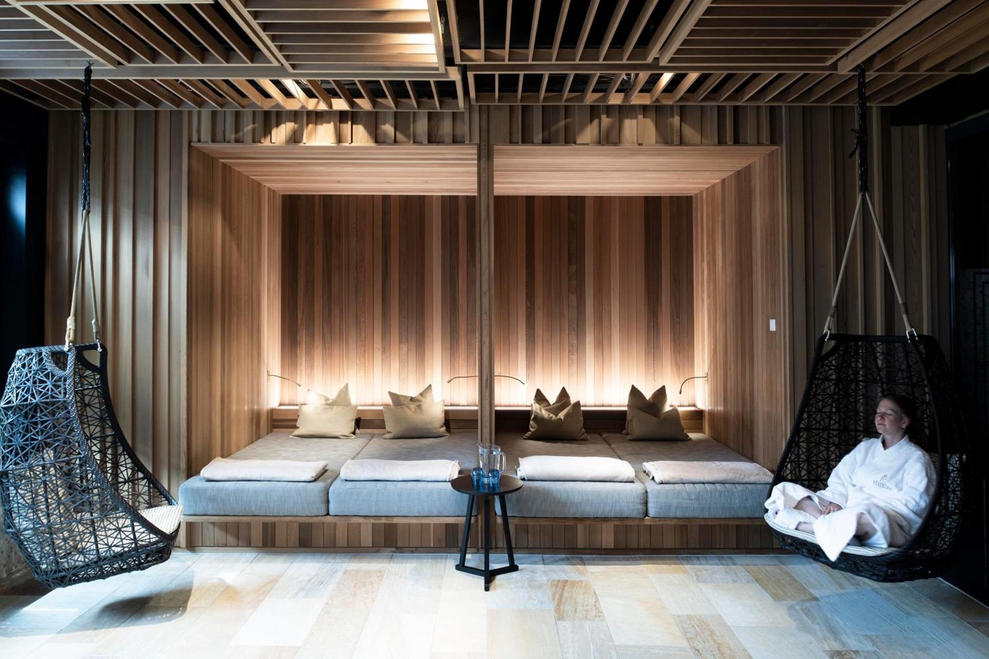 فندق ومطعم إربرينتس ايتلنغن المظهر الخارجي الصورة The spa at The Standard East Village